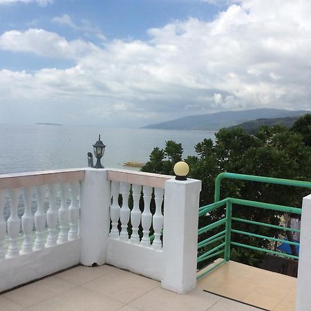 Cronin Residence Resort Oslob Bagian luar foto
