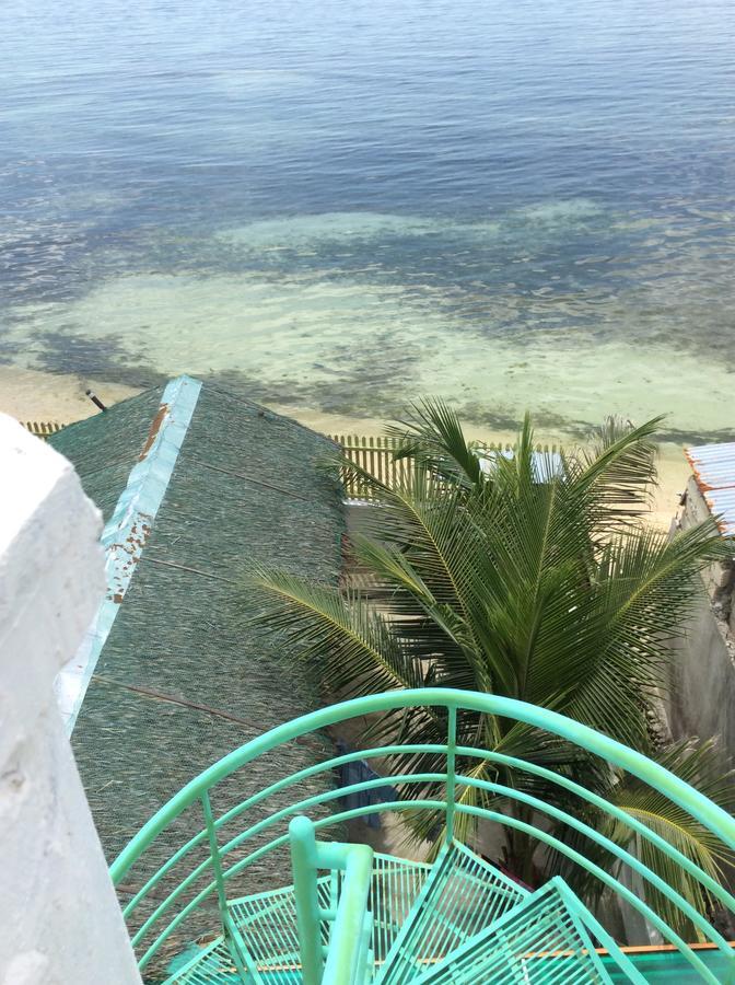 Cronin Residence Resort Oslob Bagian luar foto
