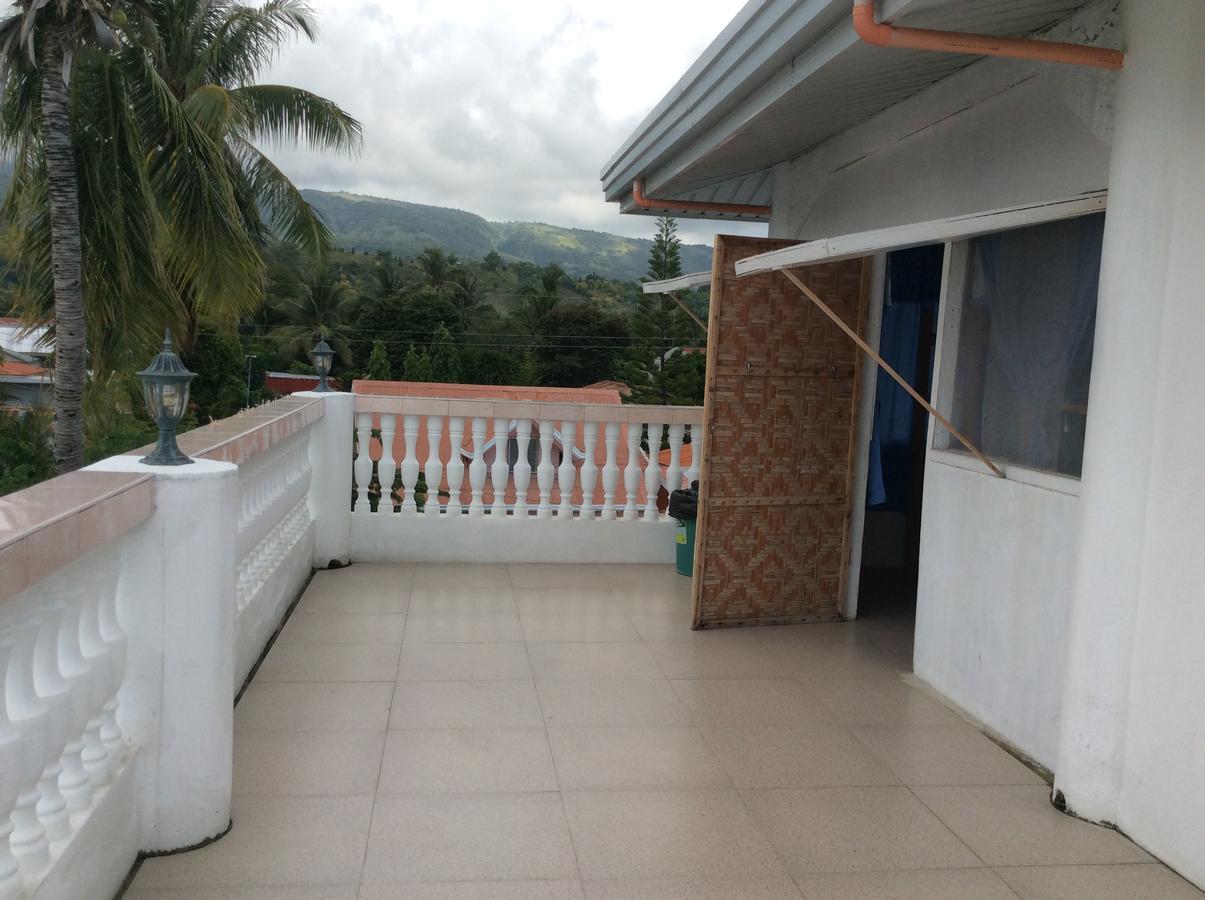 Cronin Residence Resort Oslob Bagian luar foto