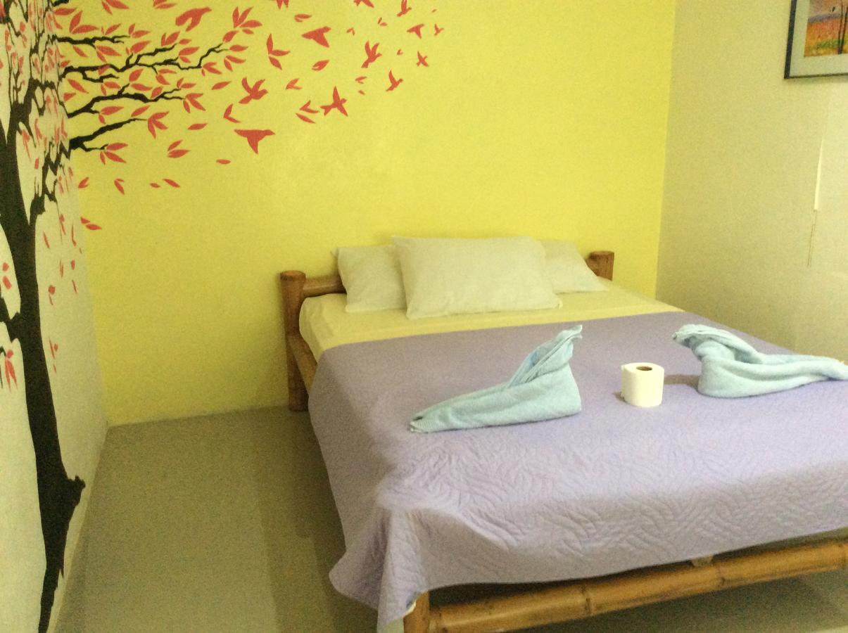 Cronin Residence Resort Oslob Bagian luar foto