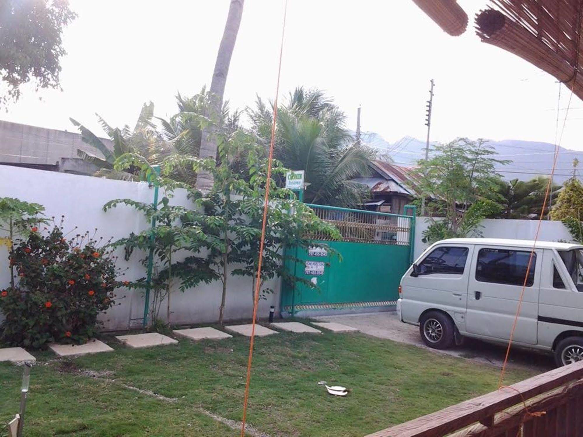 Cronin Residence Resort Oslob Bagian luar foto