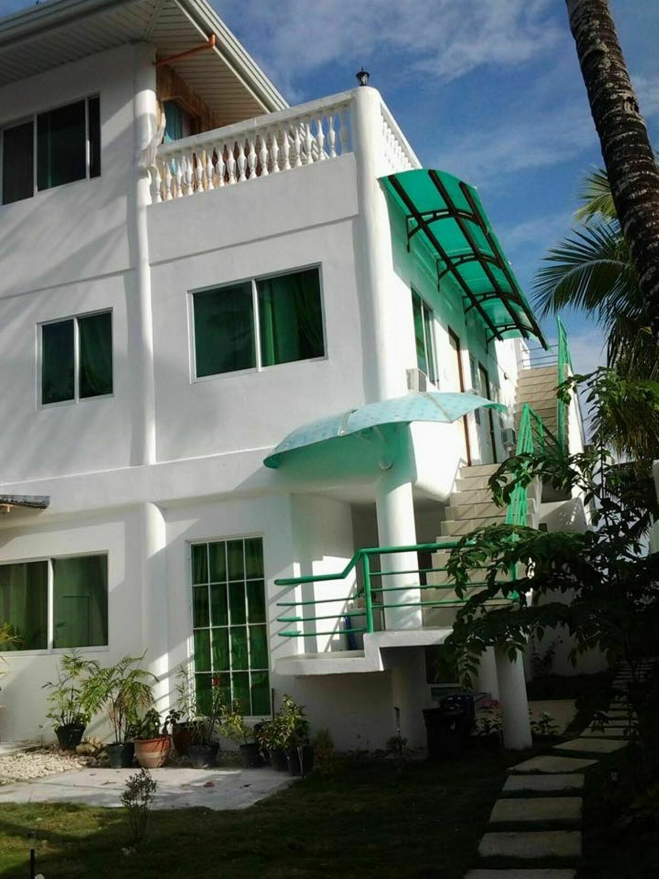 Cronin Residence Resort Oslob Bagian luar foto
