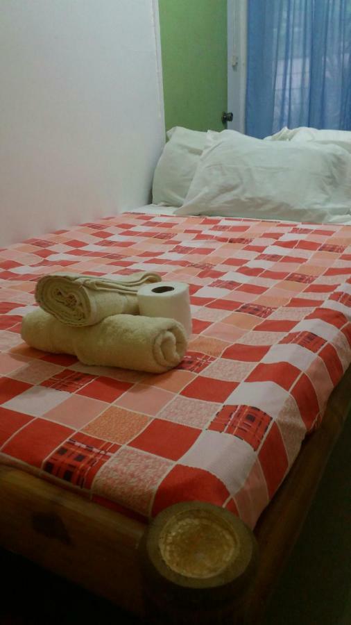 Cronin Residence Resort Oslob Bagian luar foto